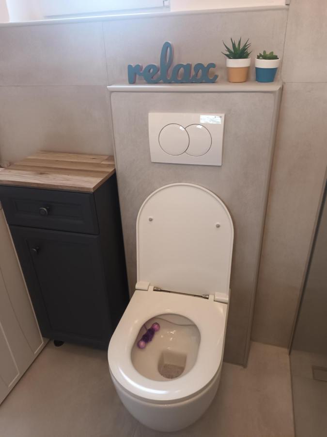 Holiday House Ana Skradin Bagian luar foto